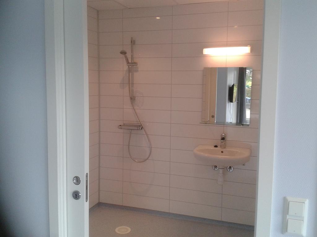 Lunde Vandrerhjem Habitación foto